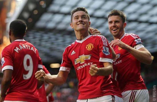 彩助攻而变 彩助攻而变