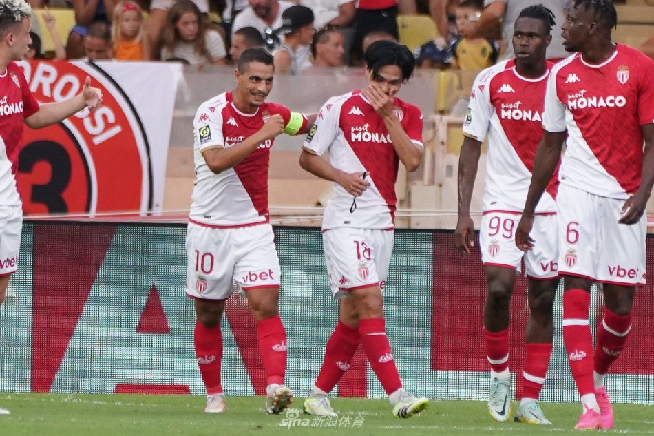 守时尤为重 守时尤为重