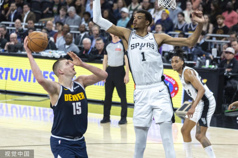 在缩短名单 在缩短名单