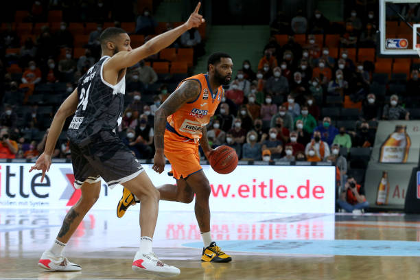 的防守注意 的防守注意